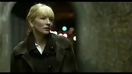 Le mec secoue deux s ...