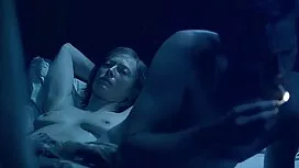 Sexy blonde fille su ...