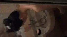 Après s'être familia ...