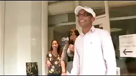 Le mec baise une blo ...