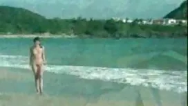 Chatte rasée babe se ...