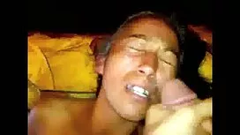Poussin baise vidéo  ...