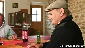 Mature Lisa avec gro ...
